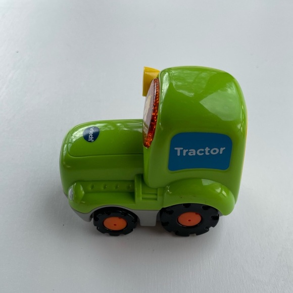 Vetch set of four vehicles With Lights and Sounds - Picture 8 of 14